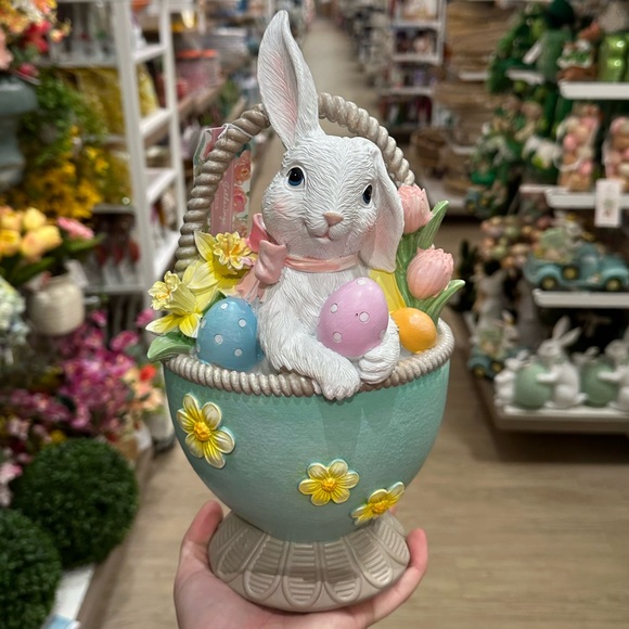Easter Bunny in Daisy Egg Basket - Picture 6 of 8